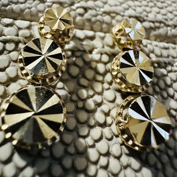 14K Gold Alamea Stud Earrings – Elegant & Timeless Gold Triple Disc Earrings - Picture 7 of 17